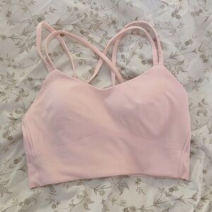 Lululemon like a cloud bra